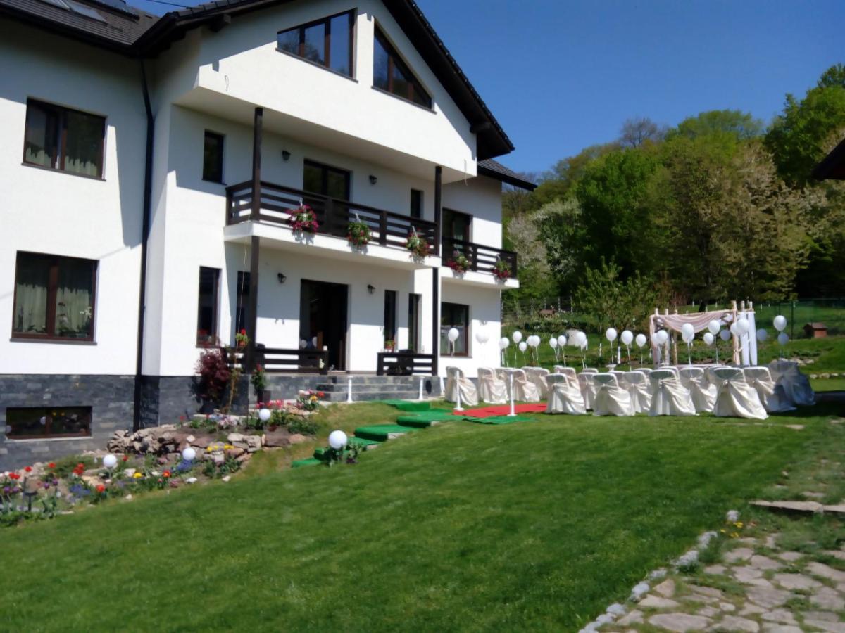 Dragomirna Sunset Hotel Mitocu Dragomirnei Luaran gambar